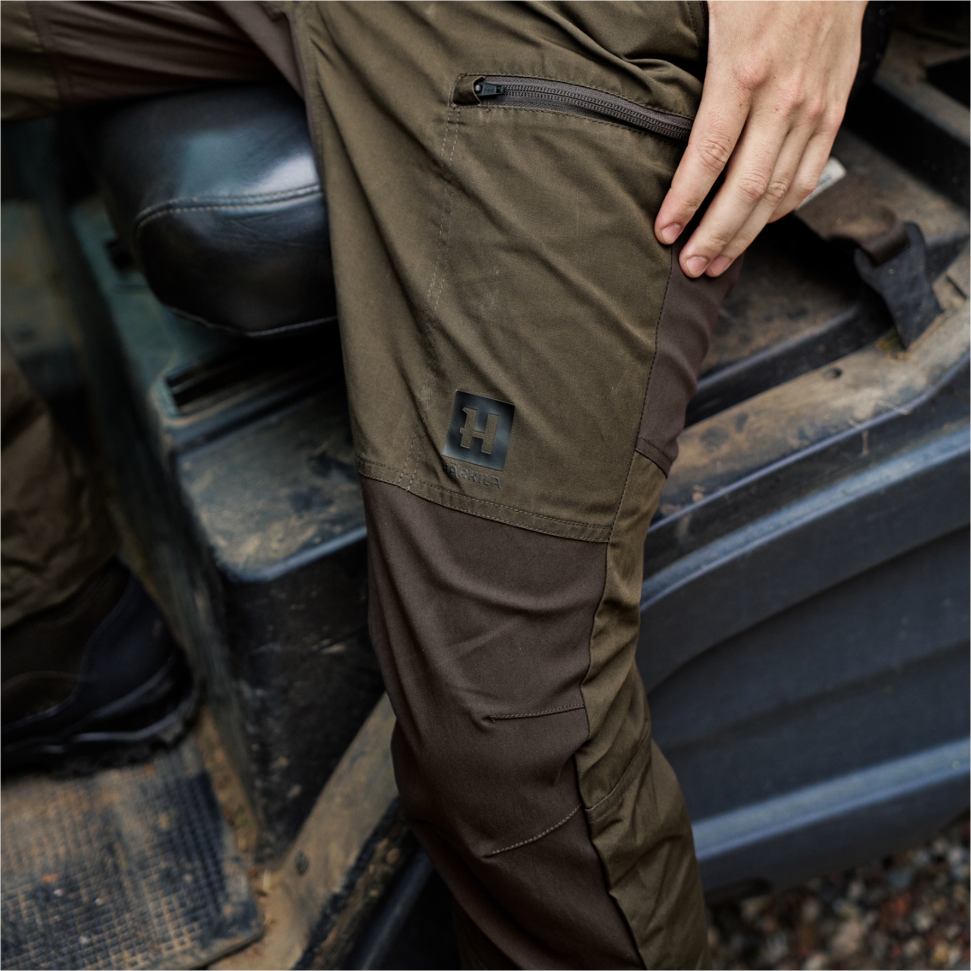 2025 Harkila Mens Hrkila Fjell Trousers 104370022 - Willow Green / Shadow Brown